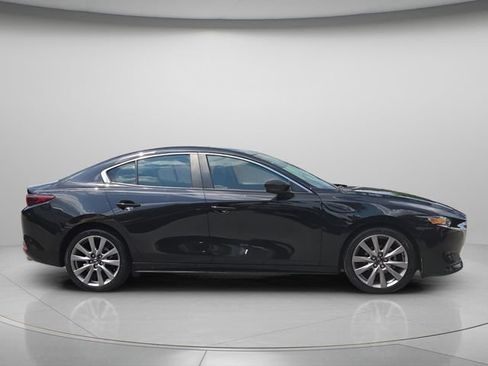 Used 2023 MAZDA MAZDA3 s FWD image 9