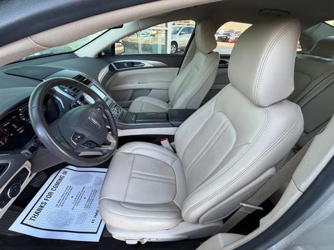 Used 2020 Lincoln MKZ AWD w/ Convenience Package image 10