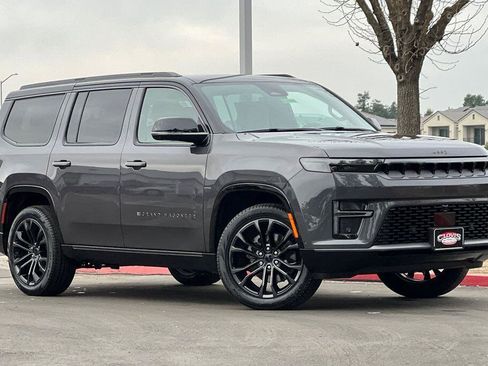 New 2026 Jeep Grand Wagoneer Summit w/ Premium Group III image 2