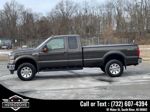 Used 2008 Ford F350 FX4 image 6