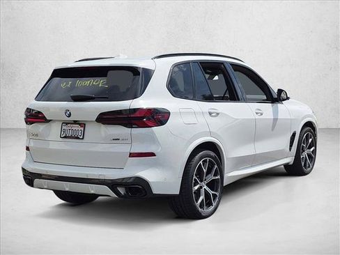 Certified 2026 BMW X5 xDrive40i w/ M Sport Package AWD/4WD image 5