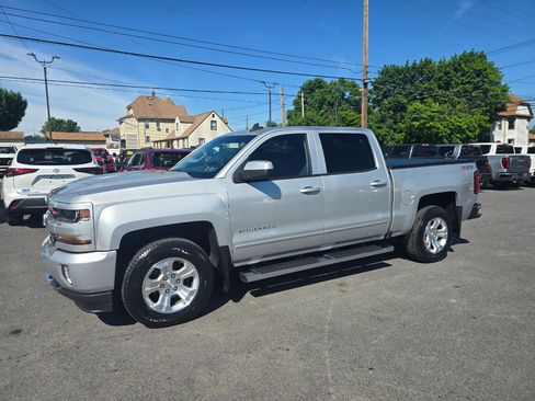 Used 2017 Chevrolet Silverado 1500 LT w/ All Star Edition AWD/4WD image 3