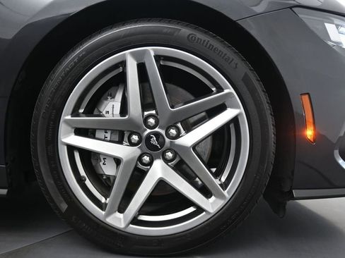 Used 2024 Ford Mustang GT Premium image 11