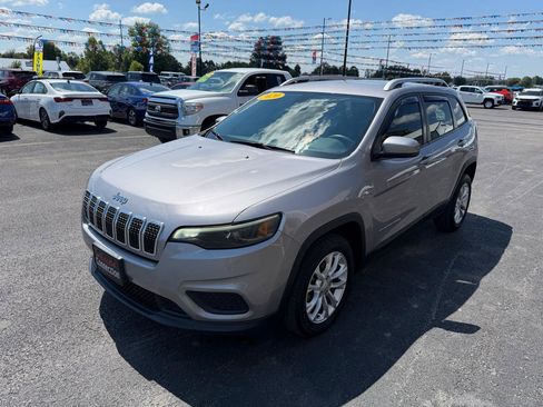 Used 2020 Jeep Cherokee Latitude FWD image 9