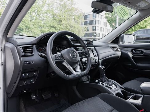 Used 2020 Nissan Rogue S AWD/4WD image 21