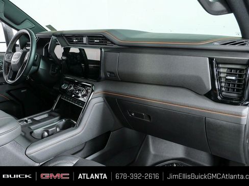 Certified 2026 GMC Sierra 2500 AT4 w/ AT4 Premium Plus Package AWD/4WD image 23