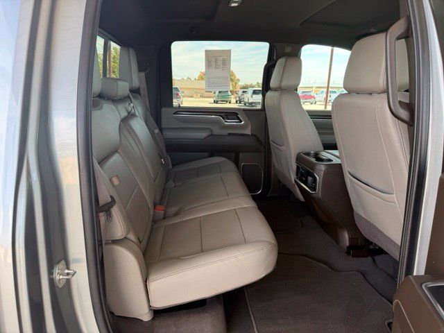 Used 2024 GMC Sierra 2500 SLT w/ Texas SLT Premium Package AWD/4WD image 11