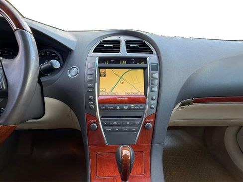 Used 2010 Lexus ES 350 FWD image 32