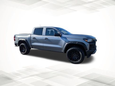 Used 2024 Chevrolet Colorado Trail Boss w/ Advanced Trailering Package image 2