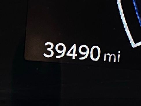 Used 2025 Toyota Camry LE image 14