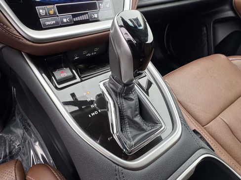 Certified 2022 Subaru Outback Touring image 18
