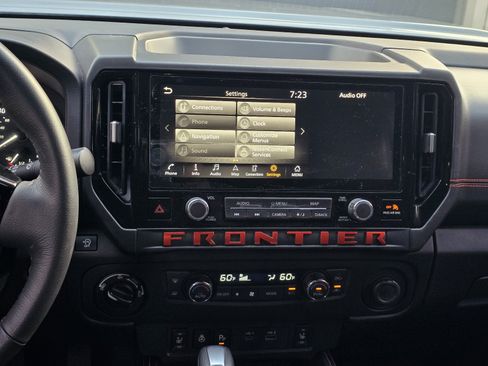 Certified 2025 Nissan Frontier PRO-4X w/ Pro Premium Package AWD/4WD image 17
