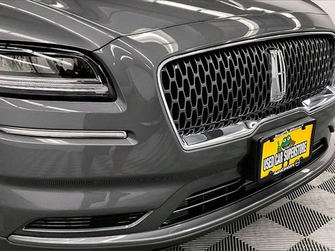 Used 2022 Lincoln Nautilus Reserve w/ Monochromatic Package image 30