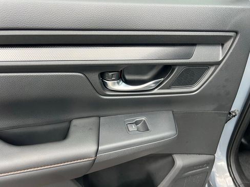 Used 2025 Honda CR-V Sport-L image 46