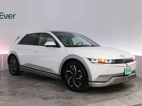 Used 2024 Hyundai Ioniq 5 Limited RWD image 13