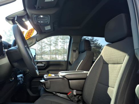 Certified 2025 Chevrolet Silverado 2500 Custom w/ Custom Value Package image 11