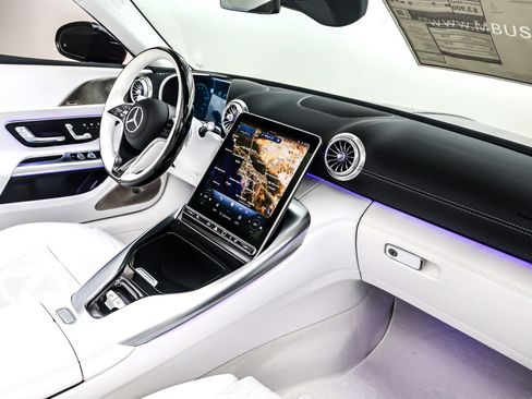 New 2026 Mercedes-Benz Maybach SL 680 image 6