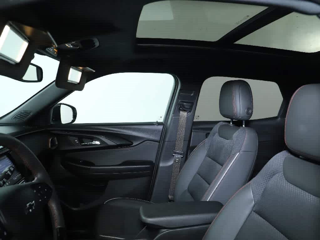 Used 2023 Chevrolet TrailBlazer RS w/ Sun and Liftgate Package AWD/4WD image 20