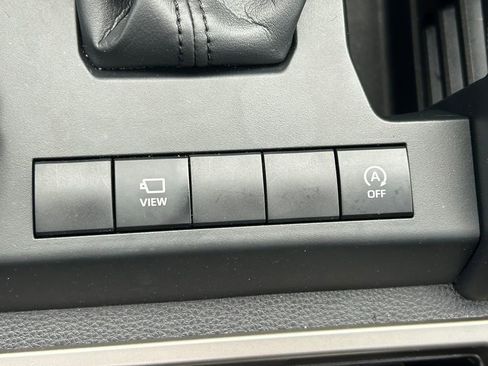 Certified 2025 Toyota 4Runner Limited AWD/4WD image 30