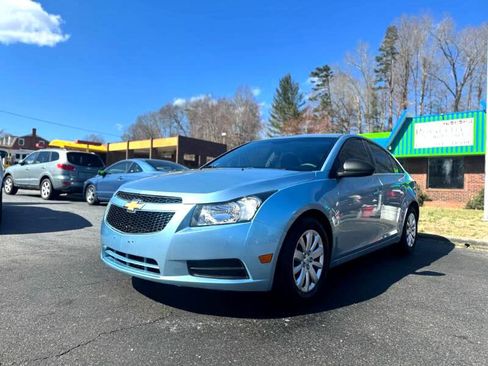 Used 2011 Chevrolet Cruze LS w/ Connectivity Package image 1