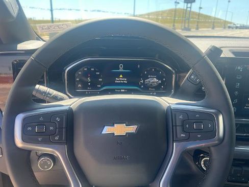 New 2025 Chevrolet Silverado 1500 LT image 19