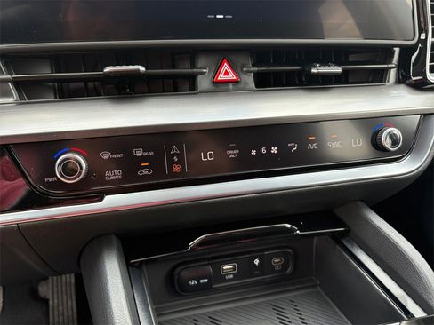 New 2025 Kia Sportage EX image 29