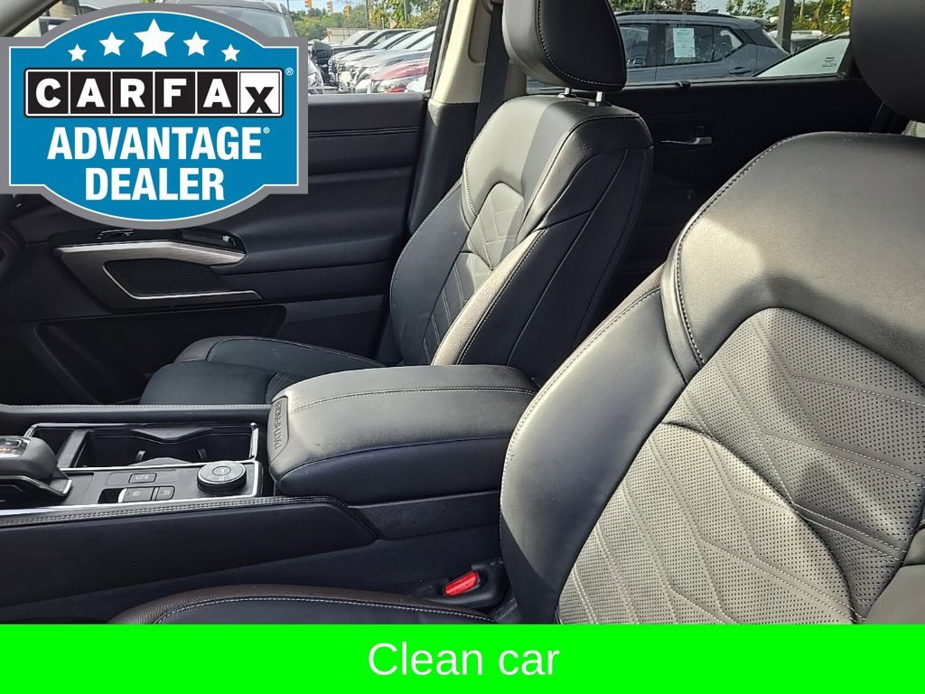 Used 2024 Nissan Pathfinder Platinum AWD/4WD image 15