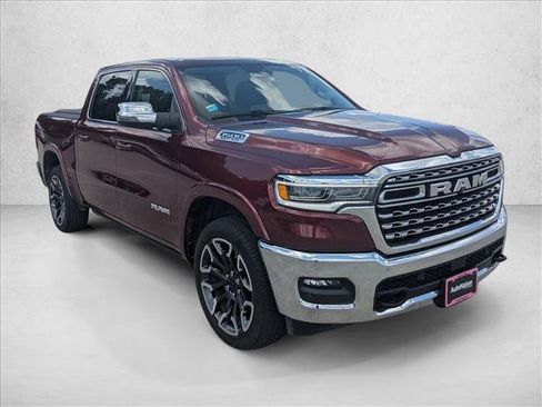 Used 2025 RAM 1500 Limited AWD/4WD image 3