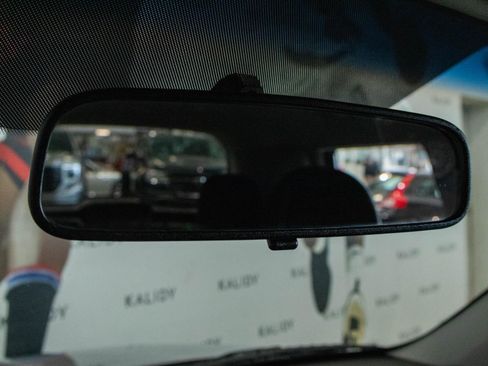 Used 2015 Kia Soul + w/ Audio Package image 13