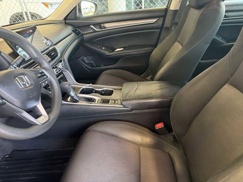 Used 2018 Honda Accord LX image 6