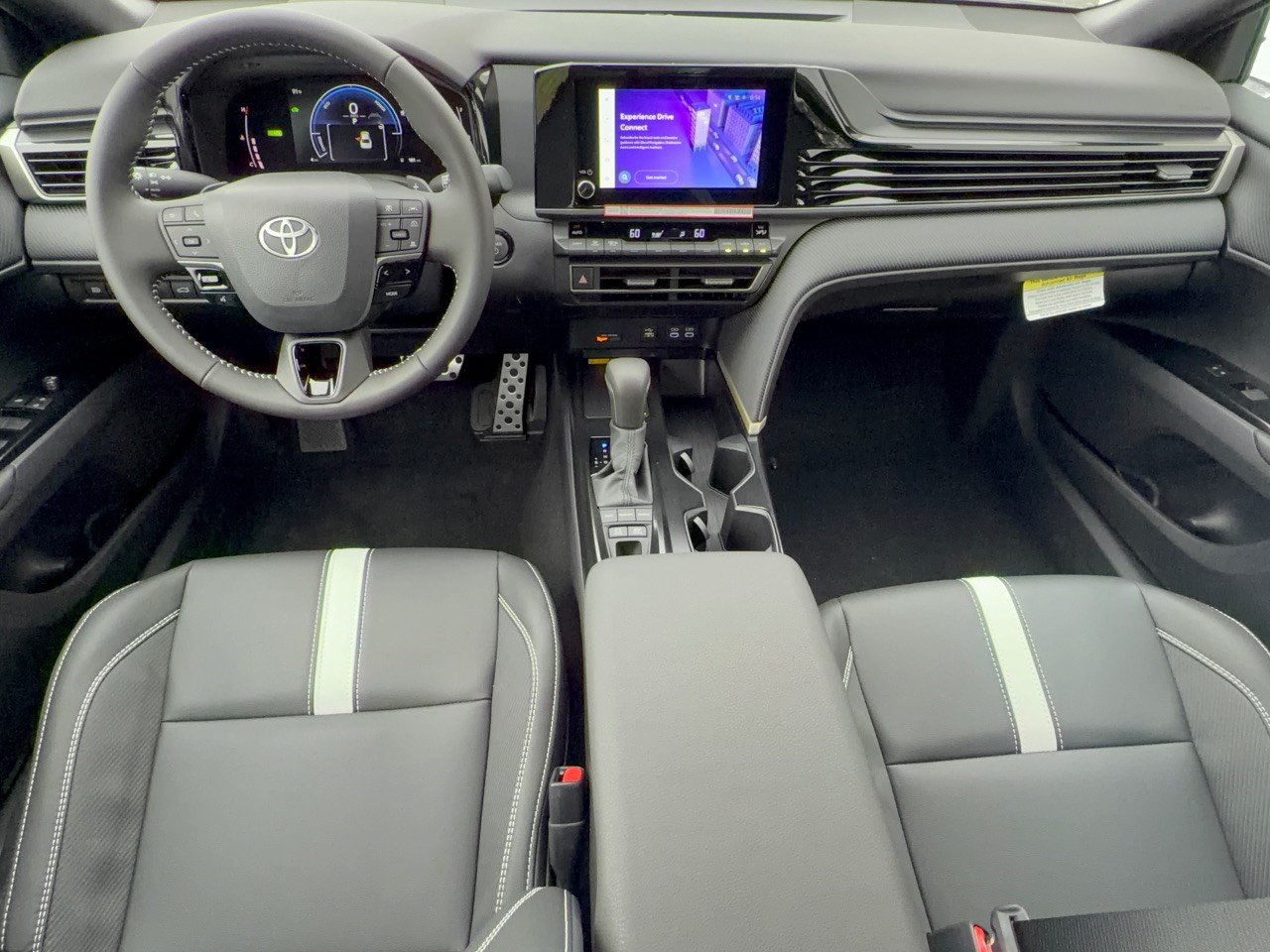 Used 2026 Toyota Camry SE FWD image 17