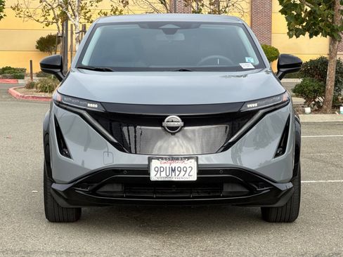 Certified 2024 Nissan Ariya FWD image 9
