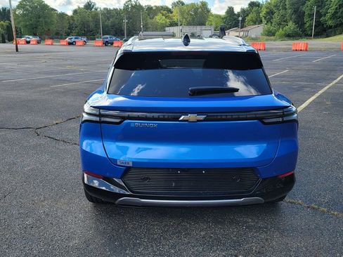 New 2025 Chevrolet Equinox EV LT w/ Convenience Package II image 10