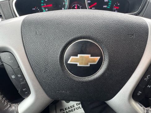 Used 2010 Chevrolet Traverse LT w/ Personal Connectivity Package image 20