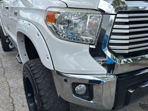 Used 2017 Toyota Tundra Limited w/ Limited Premium Package image 30