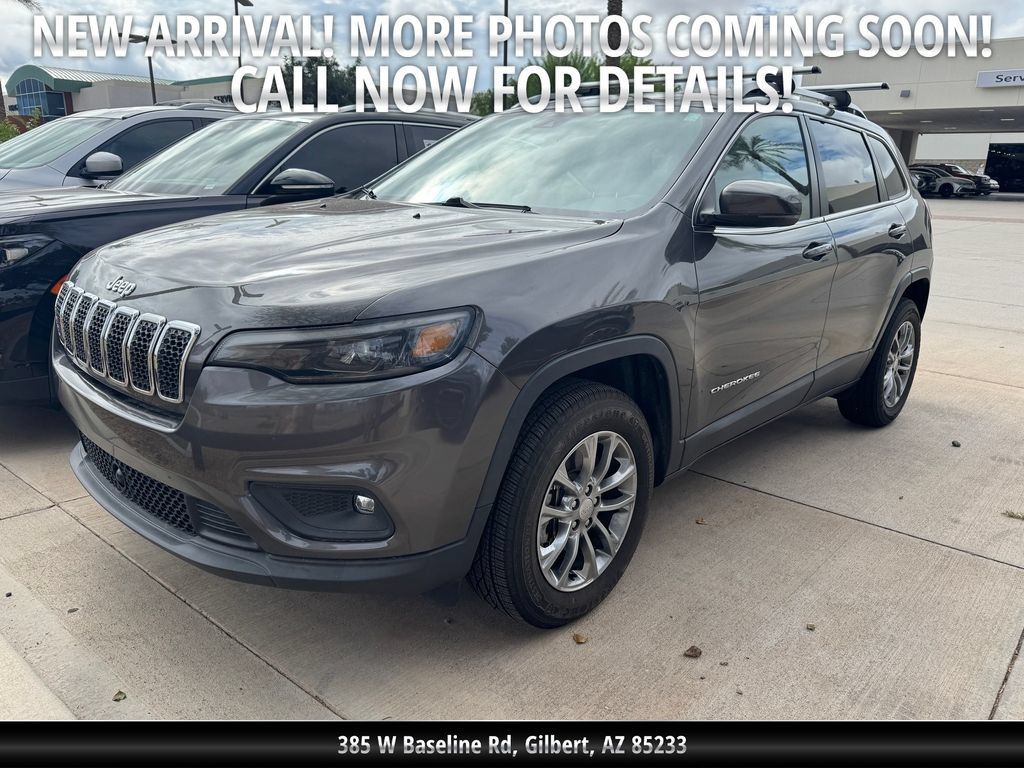 Used 2021 Jeep Cherokee Latitude Lux w/ Sun & Sound Group AWD/4WD image 1