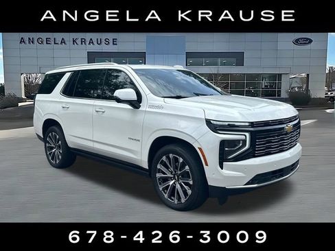 Used 2025 Chevrolet Tahoe High Country AWD/4WD image 1