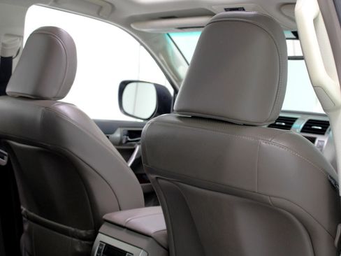 Used 2017 Lexus GX 460 Premium image 43