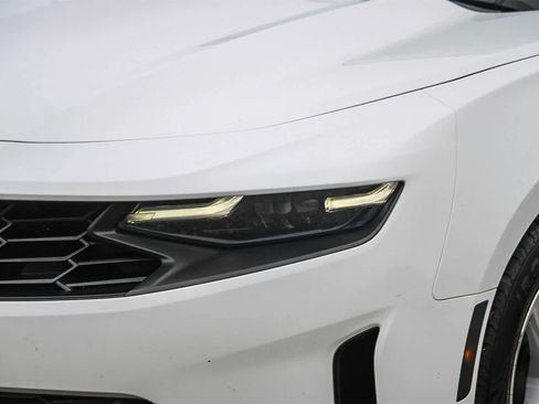 Used 2019 Chevrolet Camaro LT image 8