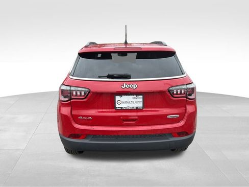 Certified 2021 Jeep Compass Latitude image 36