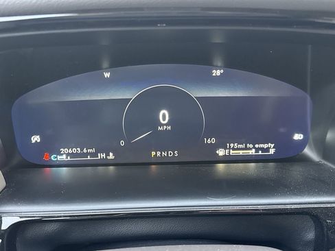 Certified 2022 Lincoln Nautilus FWD w/ Premium Package image 10