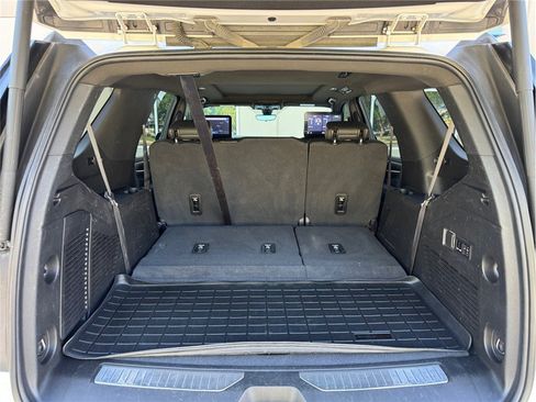 Used 2021 GMC Yukon Denali w/ Denali Premium Package AWD/4WD image 48