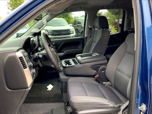 Used 2017 Chevrolet Silverado 1500 LT w/ All Star Edition AWD/4WD image 8
