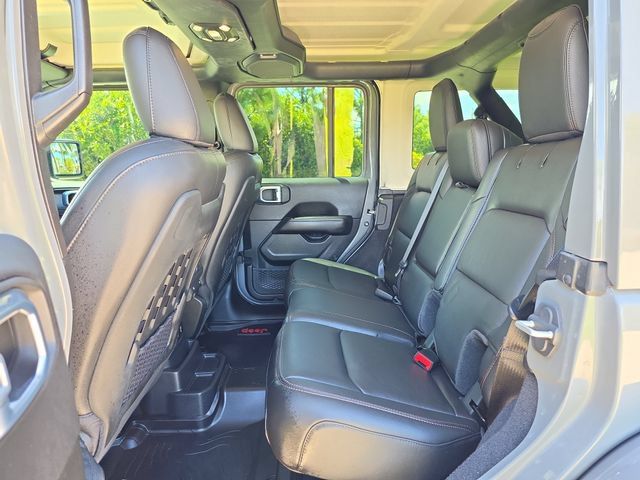 Used 2021 Jeep Wrangler Unlimited Rubicon AWD/4WD image 8