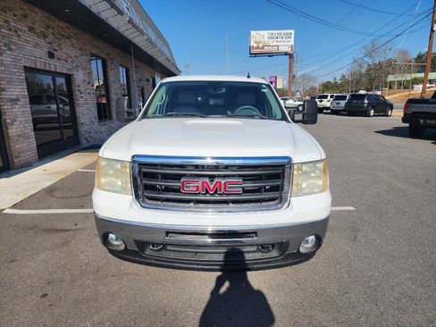 Used 2009 GMC Sierra 1500 SLT w/ Suspension Package, Off-Road image 8