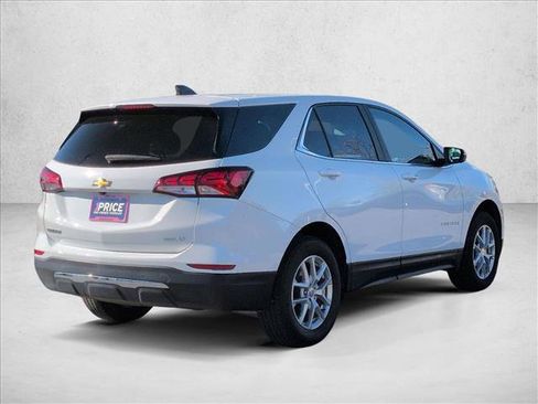 Used 2024 Chevrolet Equinox LT AWD/4WD image 5