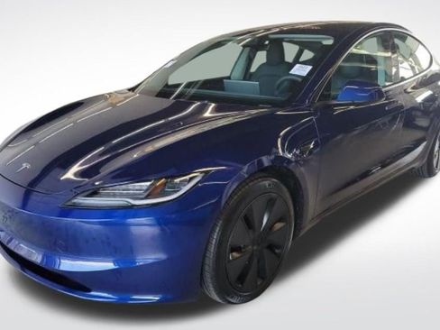Used 2024 Tesla Model 3 Long Range AWD/4WD image 3