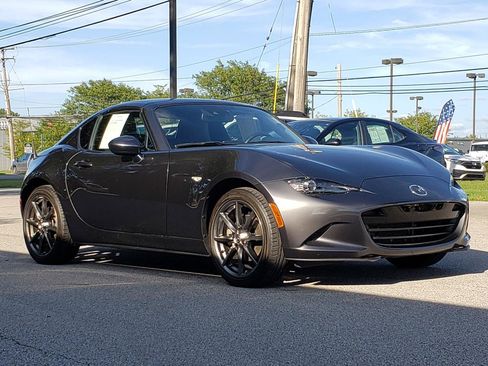 Used 2017 MAZDA MX-5 Miata RF Grand Touring RWD image 6