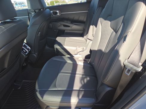 New 2026 Kia Sorento SX image 5