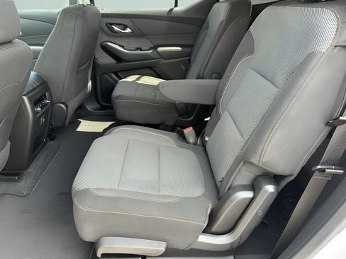 Used 2019 Chevrolet Traverse LT AWD/4WD image 19